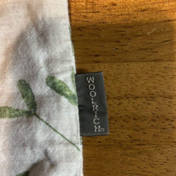 Woolrich Linen Cotton Blend Button Up - Picture 2 of 4